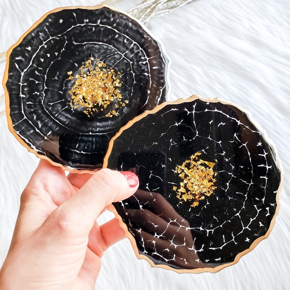 Black, Resin Geode Candle Coaster, Gift - Picture 3 of 13